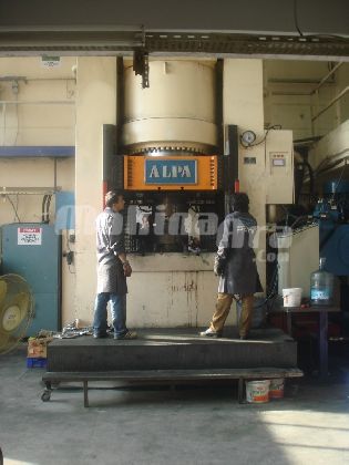 3000 Ton Alpa Marka Sıvama Pres 2002 Model 