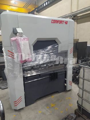 CONFORT 1300mm 40 Ton 3 Eksen Cnc LİNDA Machine Abkant Pres